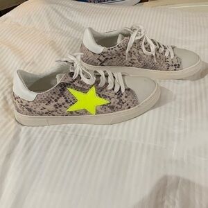 Steven by Steve Madden Sneakers Size 9.5M